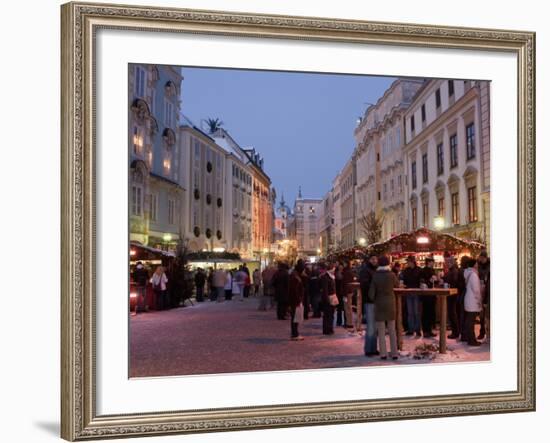 Stalls and People at Christmas Market, Stadtplatz, Steyr, Oberosterreich (Upper Austria)-Richard Nebesky-Framed Photographic Print