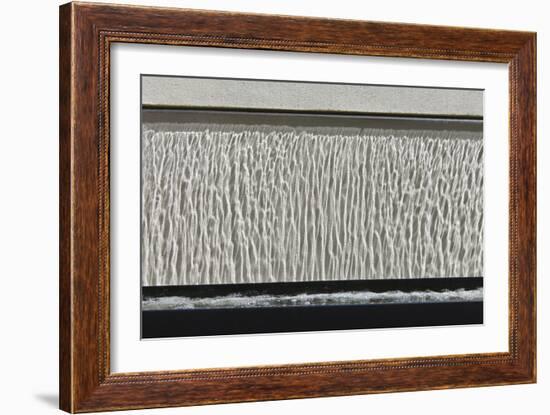 Standing Blade Water Feature on Lower Terrace in Modern Garden-Pedro Silmon-Framed Photo