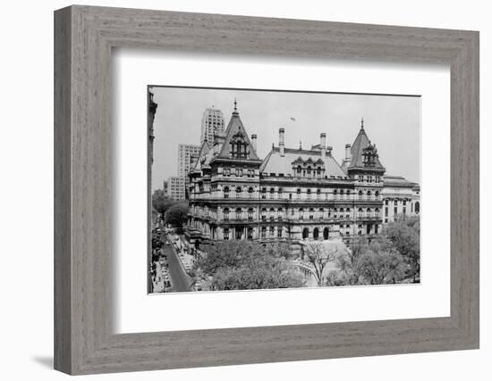 State Capital Building-null-Framed Photographic Print