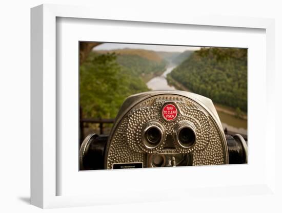 Stationary Viewer-Paul Souders-Framed Photographic Print