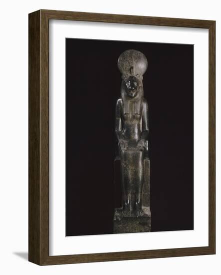 Statue de Sekhmet, déesse à tête de lionne-null-Framed Giclee Print