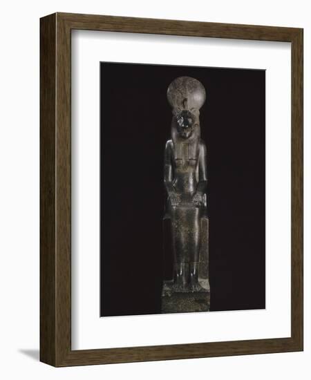 Statue de Sekhmet, déesse à tête de lionne-null-Framed Giclee Print