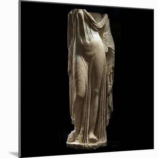 Statue Female Portrait of Type of Venus Genetrix-null-Mounted Photographic Print