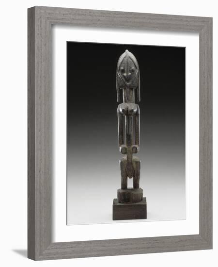 Statue féminine-null-Framed Giclee Print