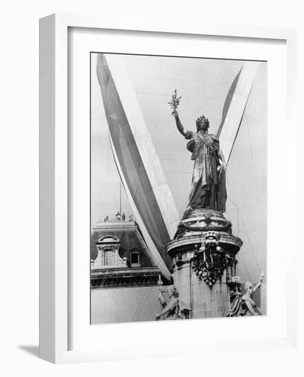 Statue in the Place de La Republique-Loomis Dean-Framed Photographic Print