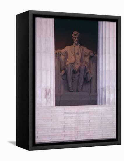 Statue of Abraham Lincoln, Lincoln Memorial, Washington D.C., USA-Adam Woolfitt-Framed Premier Image Canvas