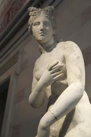 Statue of Aphrodite, Goddess of Beauty and Love' Photographic Print |  Art.com