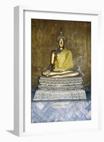 Statue of Buddha, Wat Pho, Bangkok, Thailand, 19th Century-null-Framed Giclee Print