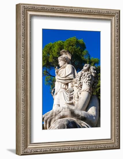 Statue of Dea Roma (Goddess Roma), Piazza del Popolo, Rome-Nico Tondini-Framed Photographic Print