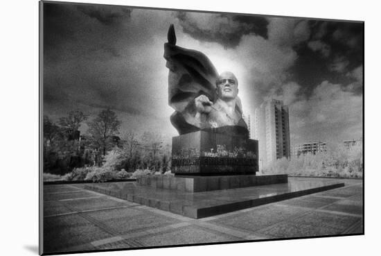 Statue of Ernst Thalmann, East Berlin, Germany-Simon Marsden-Mounted Giclee Print