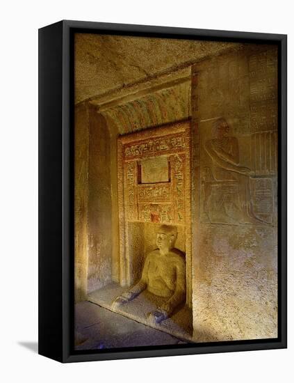 Statue of Idu, a dignitary entrusted with the maintenance of the pyramid complex-Werner Forman-Framed Premier Image Canvas