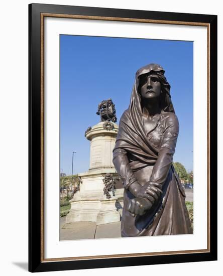 Statue of Lady Macbeth with William Shakespeare Behind, Stratford Upon Avon, Warwickshire, England,-David Hughes-Framed Photographic Print