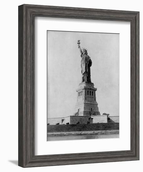 Statue of Liberty in 1890-null-Framed Photographic Print