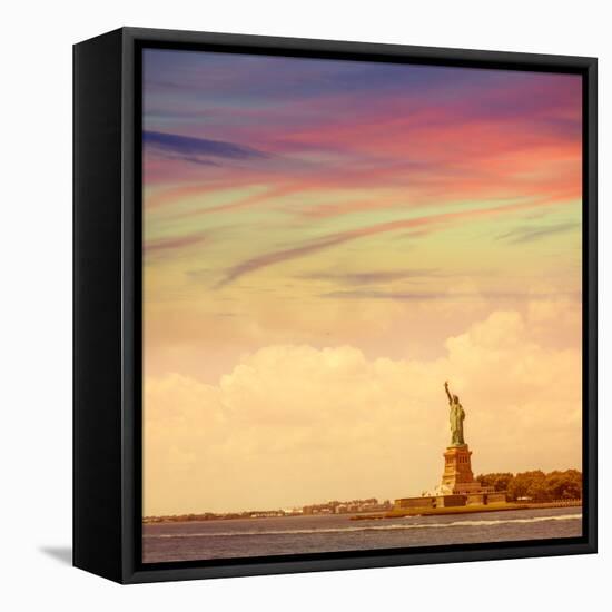 Statue of Liberty New York American Symbol USA US-holbox-Framed Premier Image Canvas