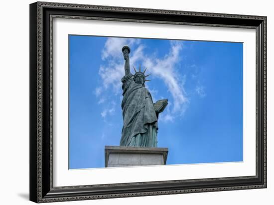 Statue Of Liberty Paris I-Cora Niele-Framed Giclee Print