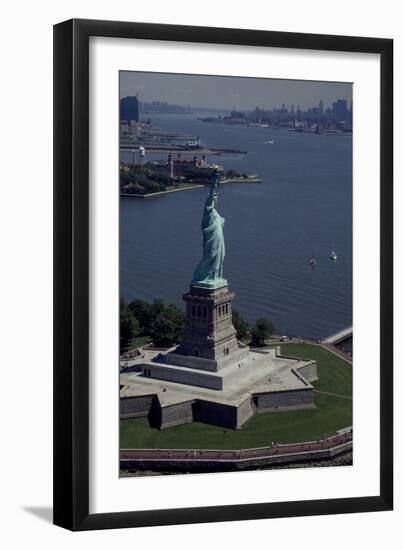 Statue of Liberty-Carol Highsmith-Framed Photo