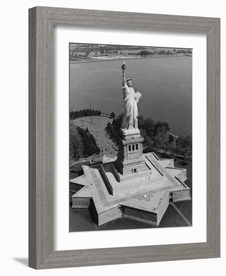 Statue of Liberty-Chris Bliss-Framed Photographic Print