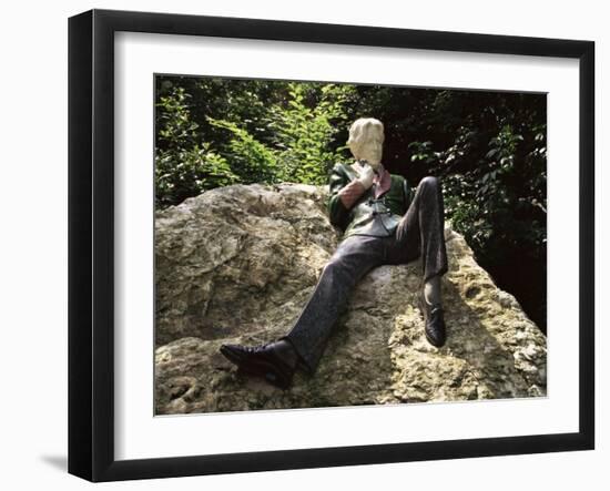 Statue of Oscar Wilde, Merrion Square, Dublin, Eire (Republic of Ireland)-Ken Gillham-Framed Photographic Print