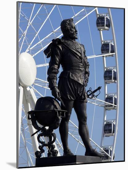 Statue of Sir Francis Drake, Plymouth Hoe, Plymouth, Devon, England, United Kingdom, Europe-Jeremy Lightfoot-Mounted Photographic Print