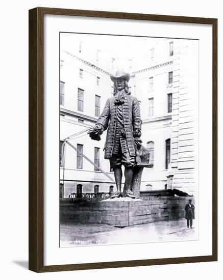 Statue of William Penn in Courtyard of City Hall, Philadelphia, Pennsylvania-null-Framed Photo