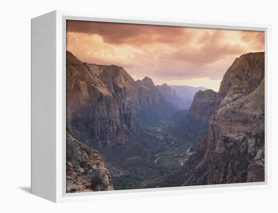 Steep Valley-null-Framed Premier Image Canvas