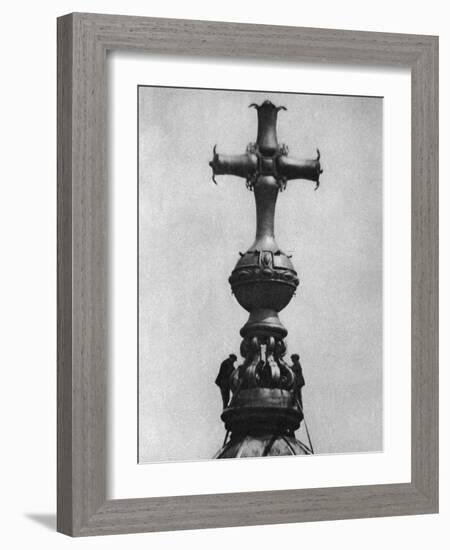 Steeplejacks on the Summit of St Paul's Cathedral, London, 1926-1927-null-Framed Giclee Print