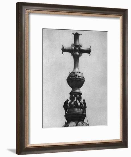 Steeplejacks on the Summit of St Paul's Cathedral, London, 1926-1927-null-Framed Giclee Print