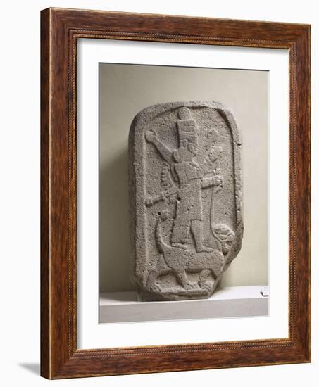 Stèle représentant la déesse Ishtar d'Arbèles-null-Framed Giclee Print