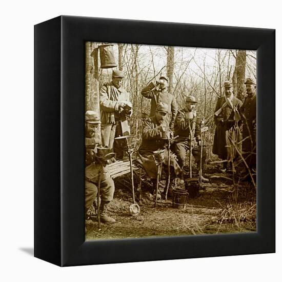 Stereo Glass Plate on the First World War: Camp in a Wood, Lunch Break (Photo)-Anonymous Anonymous-Framed Premier Image Canvas