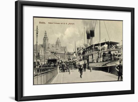 Stettin Pommern, Hen Terrasse Mit S.S. Hertha-null-Framed Giclee Print