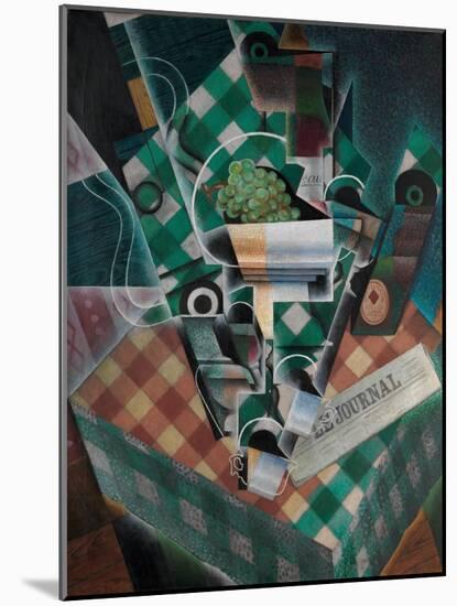 Still Life with Checked Tablecloth, 1915-Juan Gris-Mounted Giclee Print