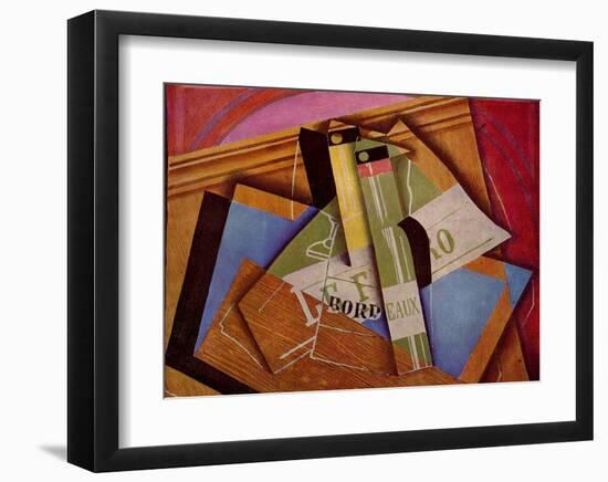 Stilleben mit Bordeuauxflasche-Juan Gris-Framed Art Print