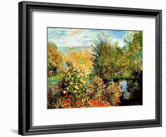 Stiller Winkel im Garten von Montgeron-Claude Monet-Framed Art Print