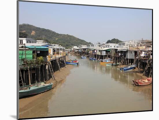 Stilt Houses, Tai O Fishing Village, Lantau Island, Hong Kong, China, Asia-Wendy Connett-Mounted Photographic Print