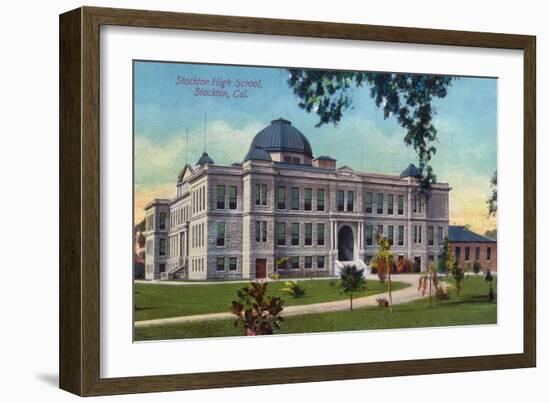 Stockton, California - Exterior View of Stockton High School-Lantern Press-Framed Art Print