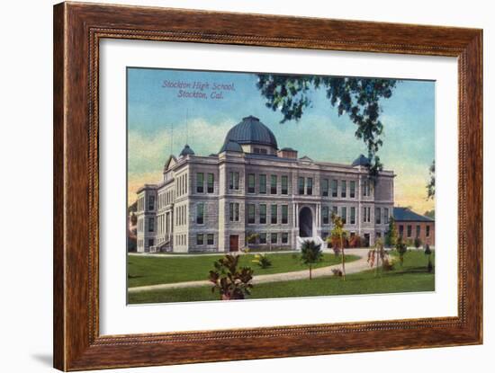 Stockton, California - Exterior View of Stockton High School-Lantern Press-Framed Art Print