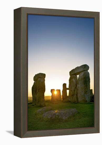 Stonehenge At Sunrise-David Nunuk-Framed Premier Image Canvas