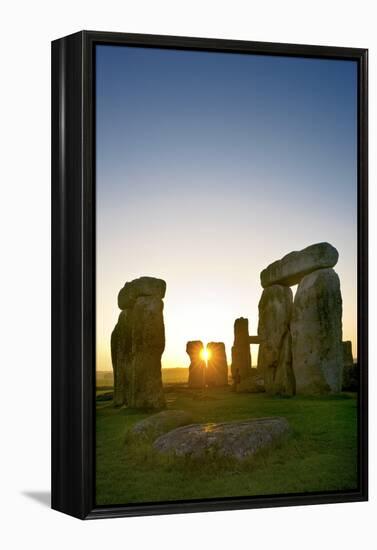 Stonehenge At Sunrise-David Nunuk-Framed Premier Image Canvas