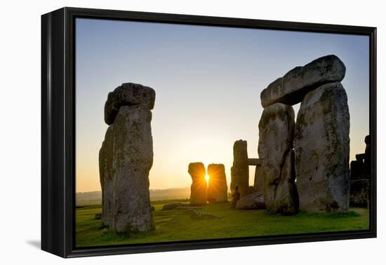 Stonehenge At Sunrise-David Nunuk-Framed Premier Image Canvas