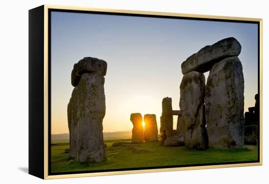 Stonehenge At Sunrise-David Nunuk-Framed Premier Image Canvas