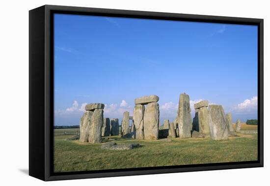 Stonehenge, Wiltshire, England, UK-Charcrit Boonsom-Framed Premier Image Canvas