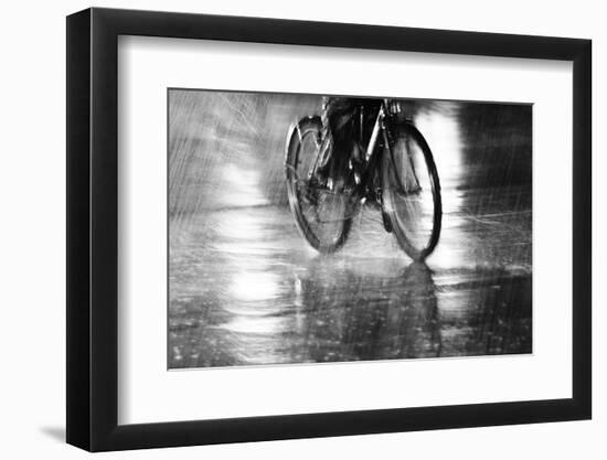 Storm-Jian Wang-Framed Photographic Print