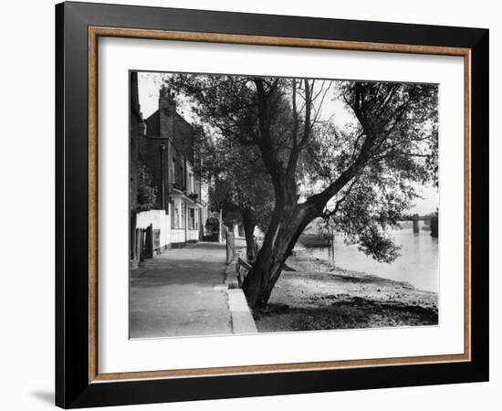 Strand-On-The-Green-Fred Musto-Framed Photographic Print