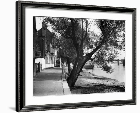 Strand-On-The-Green-Fred Musto-Framed Photographic Print