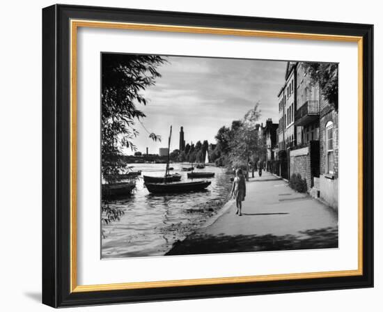 Strand-On-The-Green-Fred Musto-Framed Photographic Print