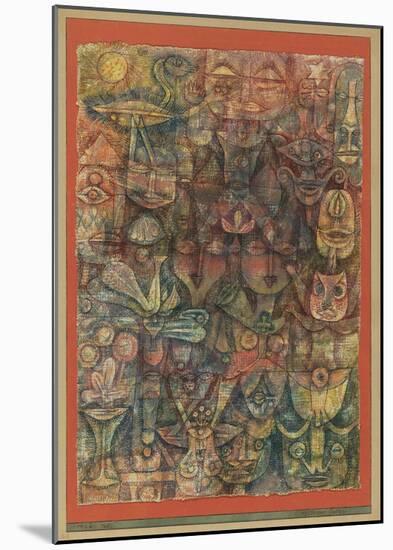 Strange Garden, 1923-Paul Klee-Mounted Art Print