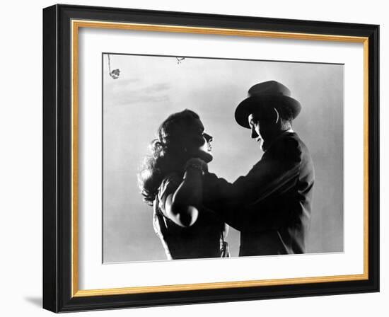 Strangers On A Train, Laura Elliott (AKA Kasey Rogers), Robert Walker, 1951-null-Framed Photo