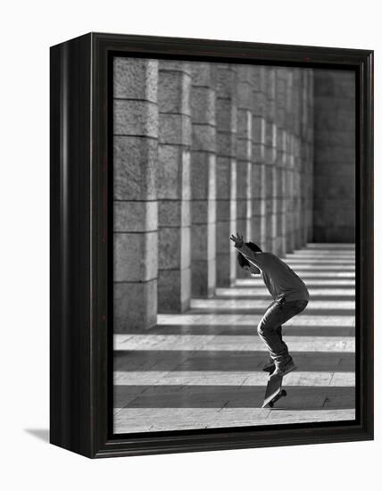 Street Dancer-Fulvio Pellegrini-Framed Premier Image Canvas