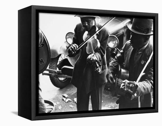 Street Musicians, 1935-Ben Shahn-Framed Premier Image Canvas