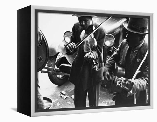 Street Musicians, 1935-Ben Shahn-Framed Premier Image Canvas